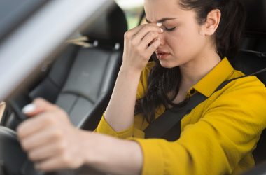 Women worried due to car suddenly smells like a garbage